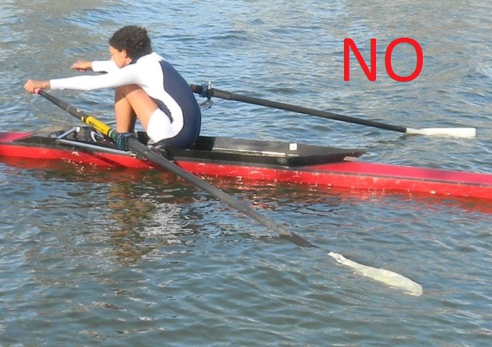 auslage_zu_weit_gespiegelt_beschriftet.jpg auslage_zu_weit_gespiegelt_beschriftet.jpg